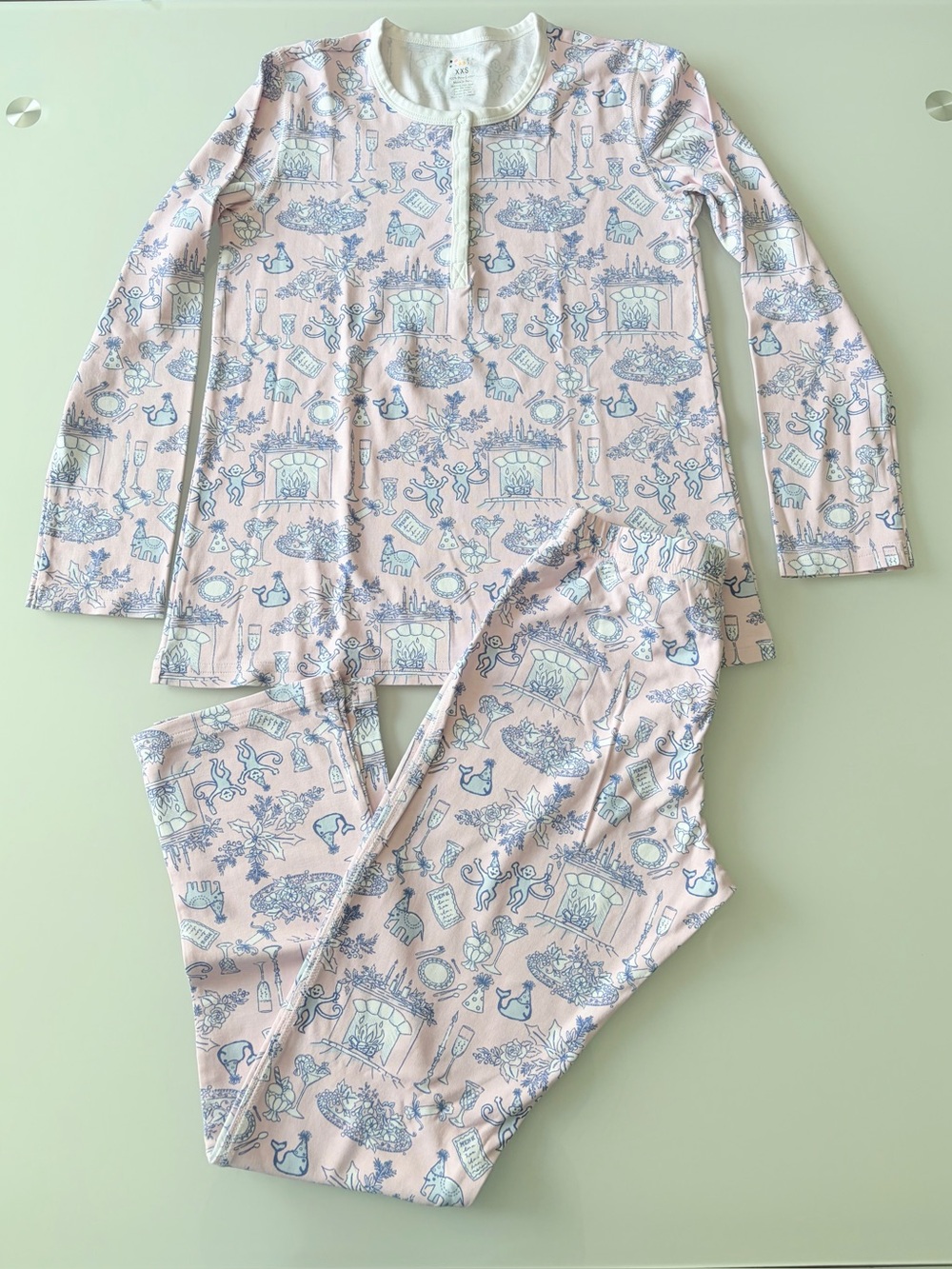 Roller Rabbit Party Toile Pajama 2 Pc Set Pants Top White Pink PJ Blue 
Sz XXS